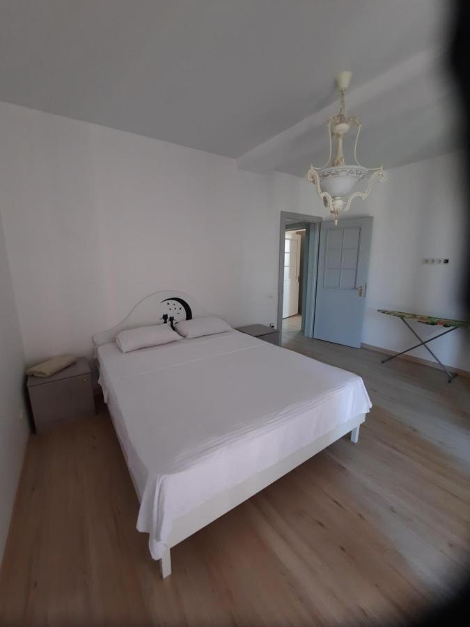 Apartamento Diplomat - 2 Bishkek Exterior foto